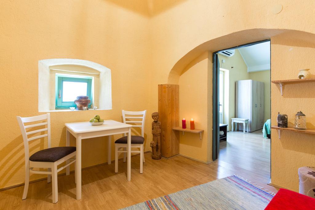 Yvonne Apartment Krk Town Bagian luar foto