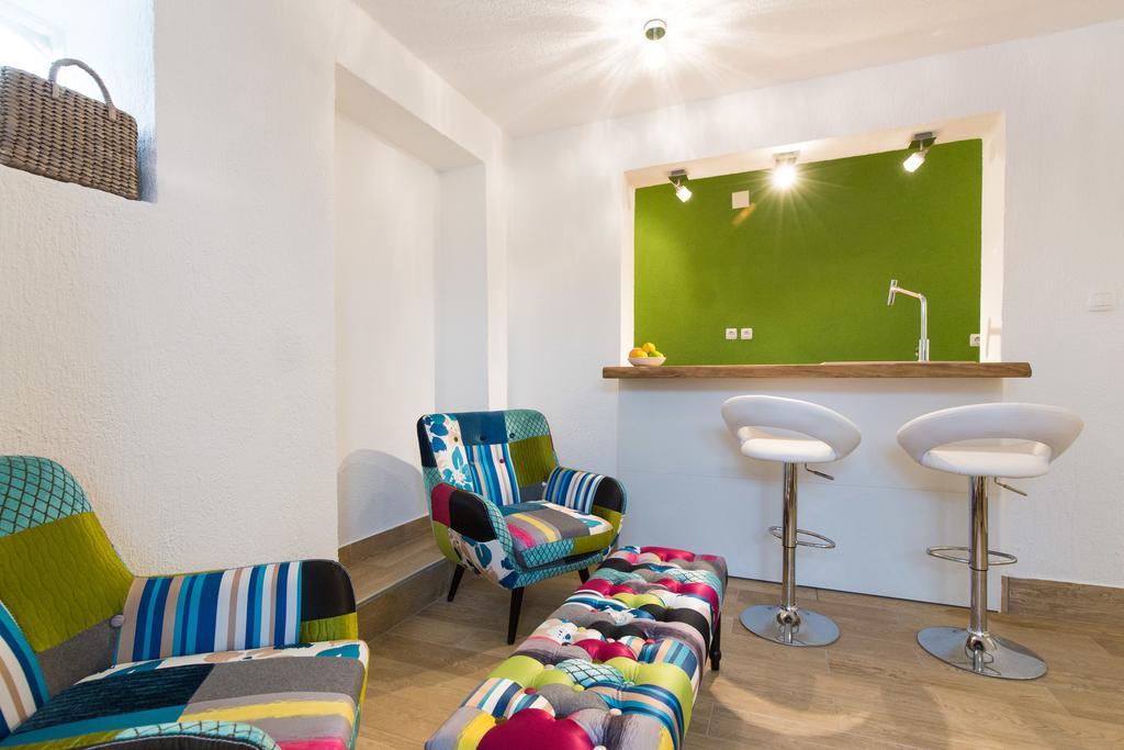 Yvonne Apartment Krk Town Bagian luar foto