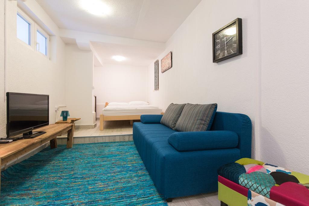 Yvonne Apartment Krk Town Bagian luar foto