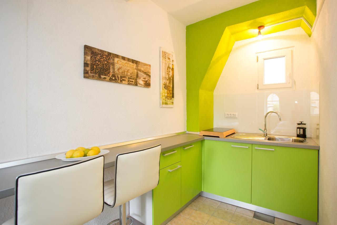 Yvonne Apartment Krk Town Bagian luar foto