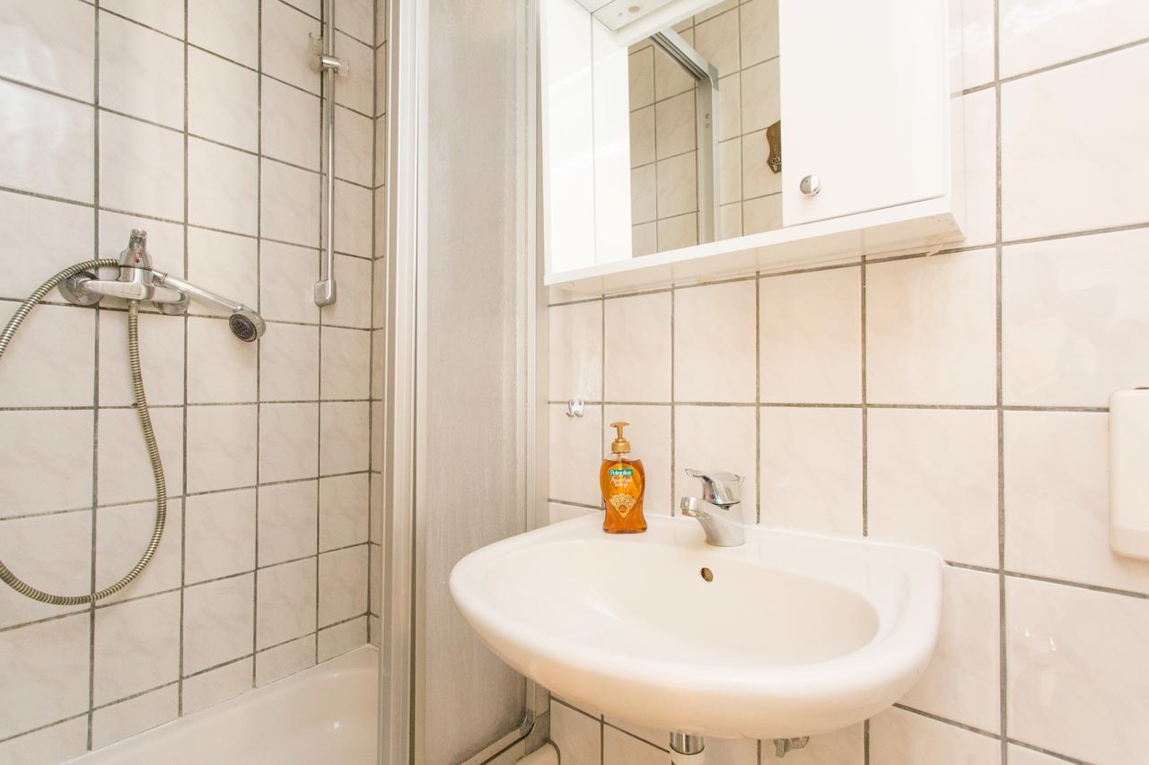Yvonne Apartment Krk Town Bagian luar foto